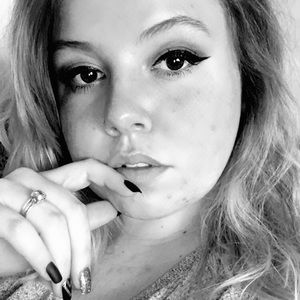 Meet your Posher, Lexie